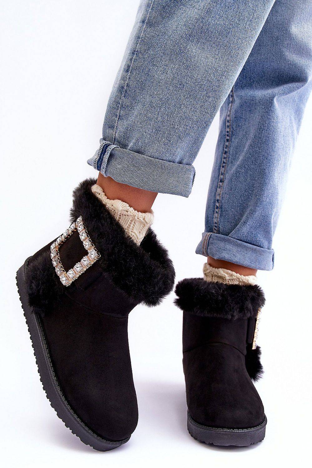 Snow boots