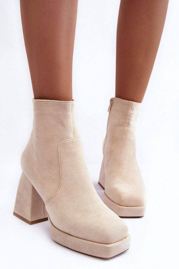 Heel boots