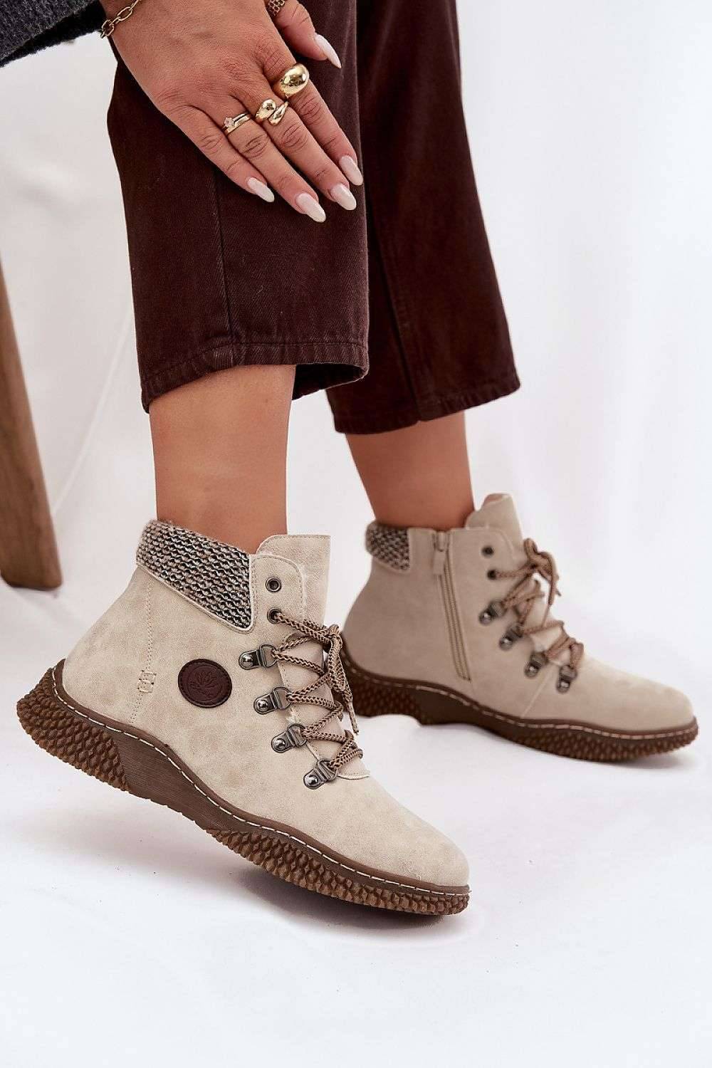 Trapper shoes model 219844 Step in style