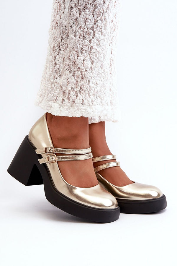 Heel pumps