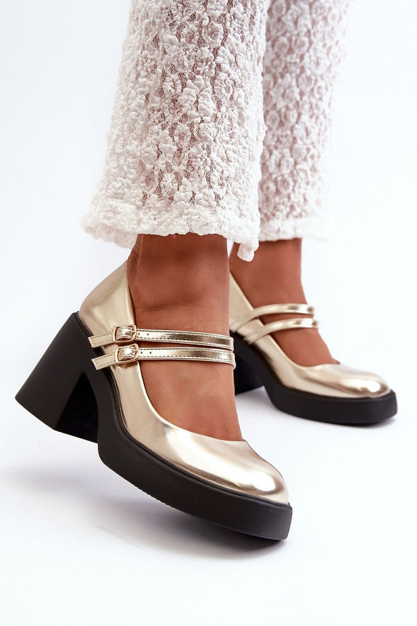 Heel pumps