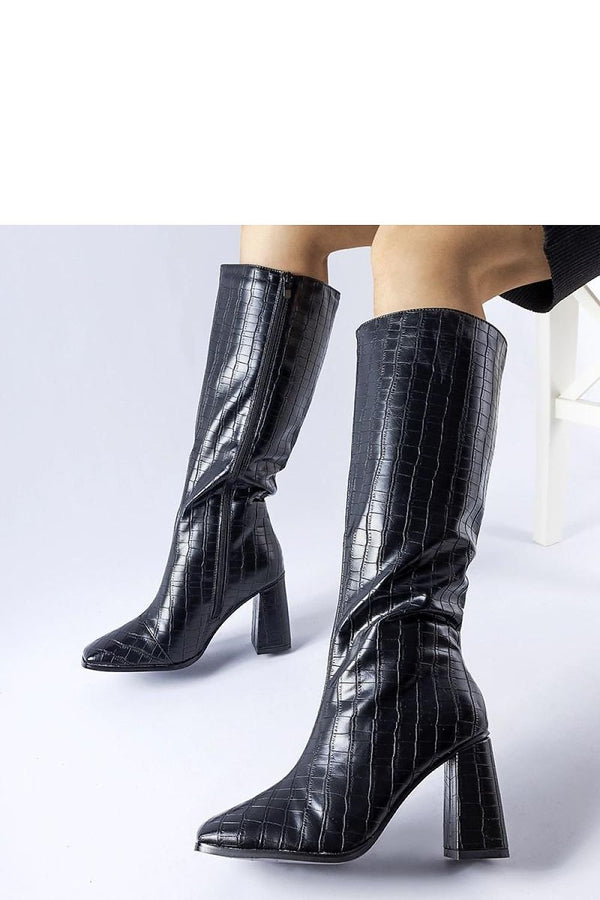 Heel boots