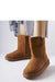 Snow boots
