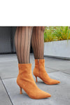 Heel boots