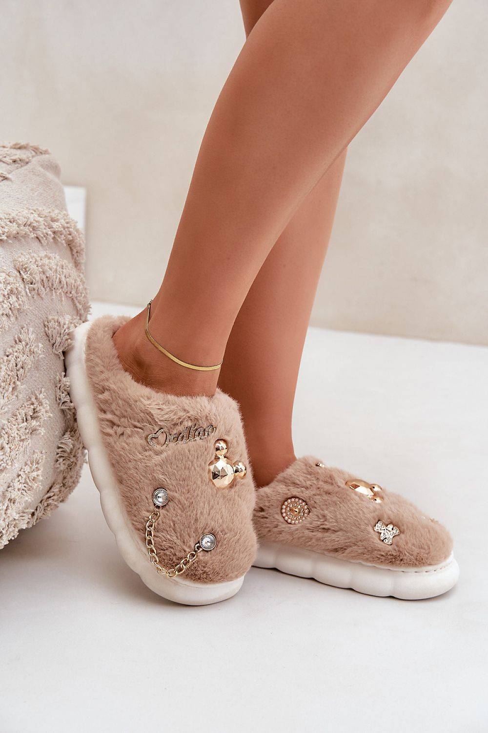Womens Fur Slippers for Ultimate Comfort