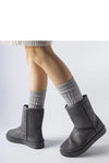 Snow boots