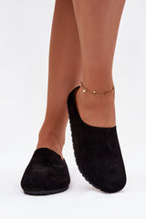 Slippers model 222275 Step in style