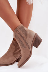 Heel boots model 224428 Step in style