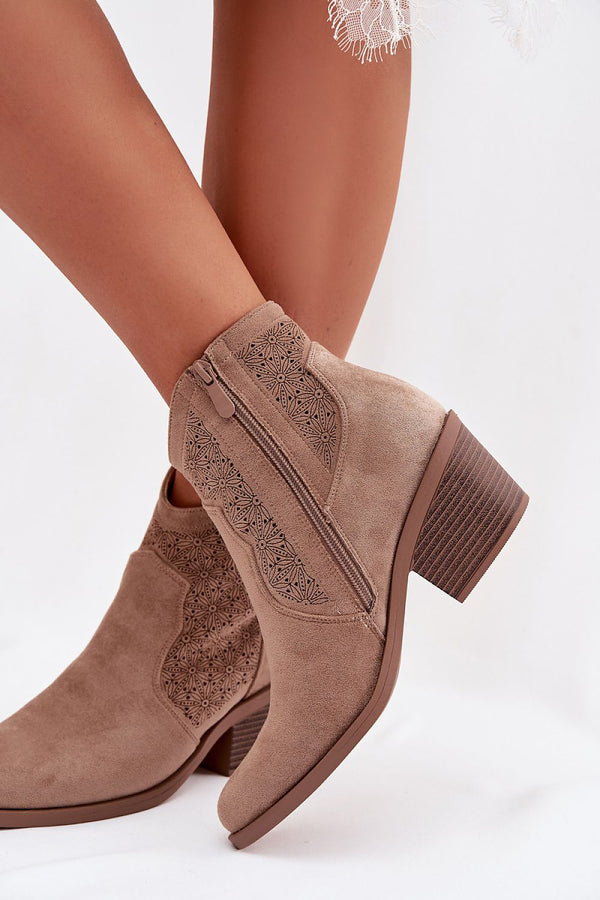 Heel boots model 224428 Step in style