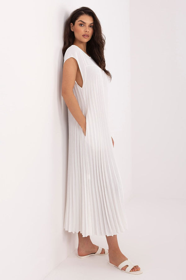 Daydress model 225847 Rue Paris