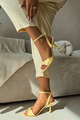 Heel sandals model 226516 Step in style