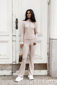 beige