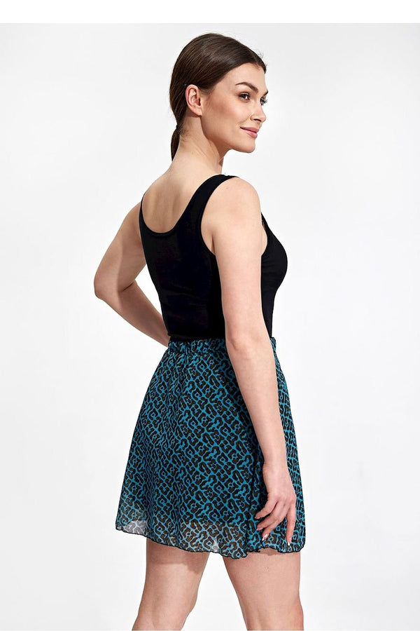 Short skirt
