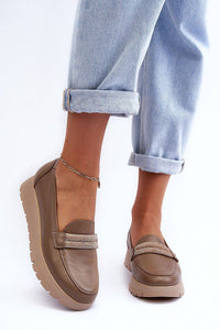 beige
